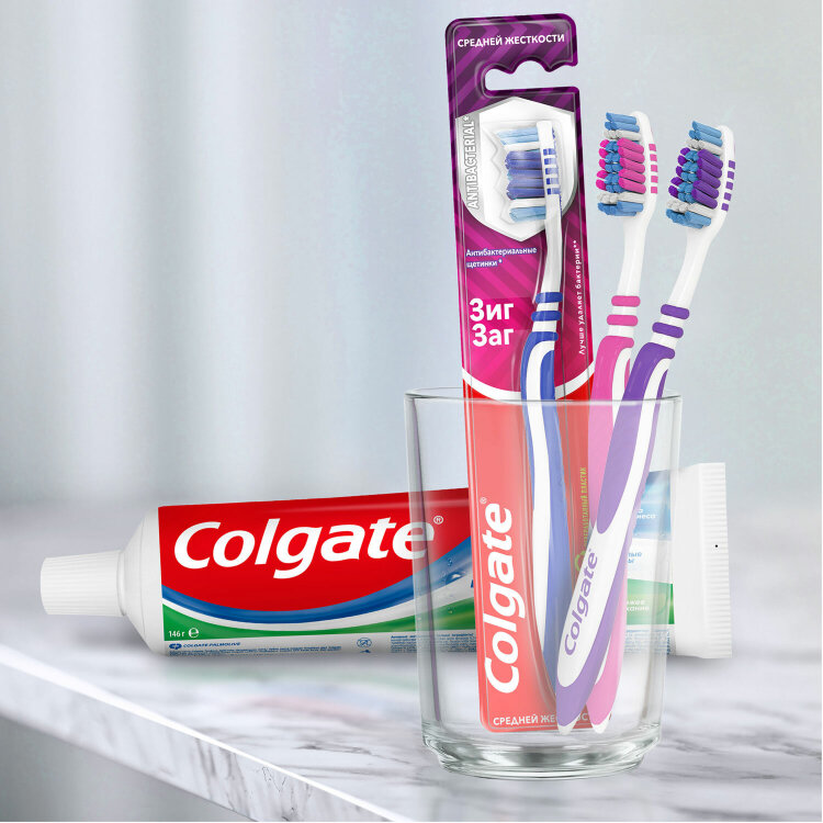 Зубная щетка НАБОР (2+1) COLGATE "Зиг заг", средней жесткости, FVN59964, 609070