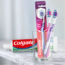 Зубная щетка НАБОР (2+1) COLGATE "Зиг заг", средней жесткости, FVN59964, 609070
