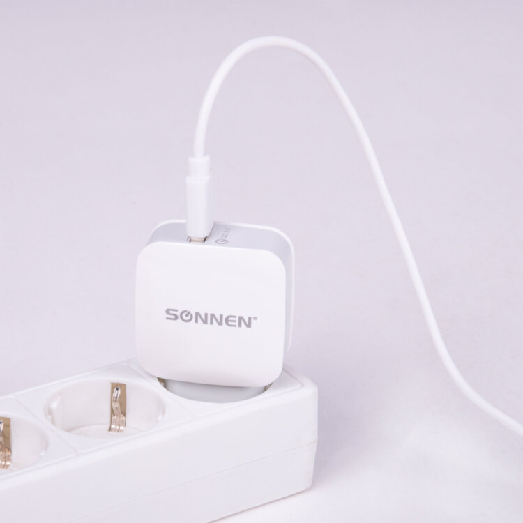 Зарядное устройство быстрое сетевое (220 В) SONNEN, USB QC 3.0 18 Вт, 3 А, белое, 455506, 455506